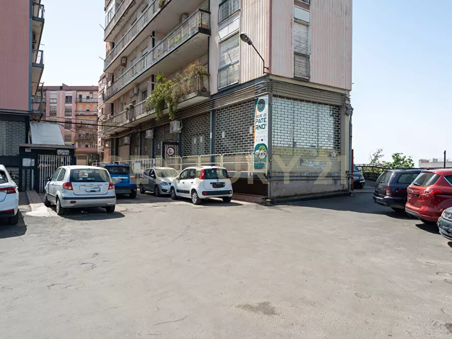 Immagine 2 di Attività commerciale in vendita  in Via Vittorio Emanuele 424 a Paterno'