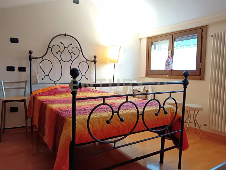 Immagine 17 di Pentalocale in vendita  in Via San Andrea 29 a Abbadia San Salvatore