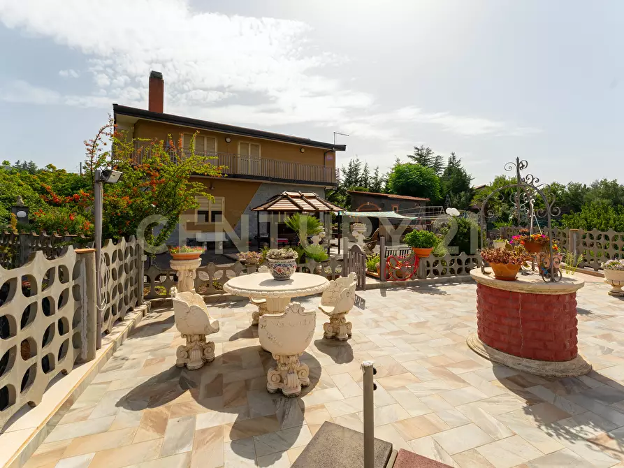 Immagine 15 di Villa in vendita  in Strada Provinciale 158 a Biancavilla