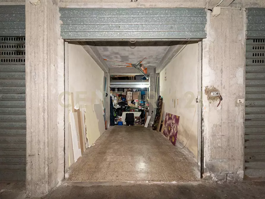 Immagine 30 di Appartamento in vendita  in Via Rua 78 a Aci Catena