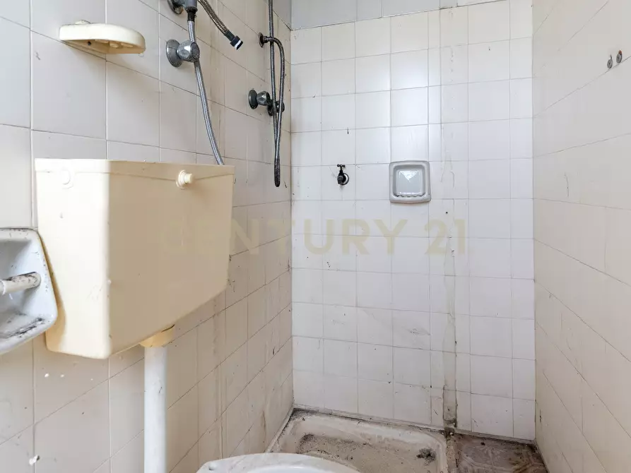 Immagine 90 di Quadrilocale in vendita  in Stradale Cravone 105 a Catania