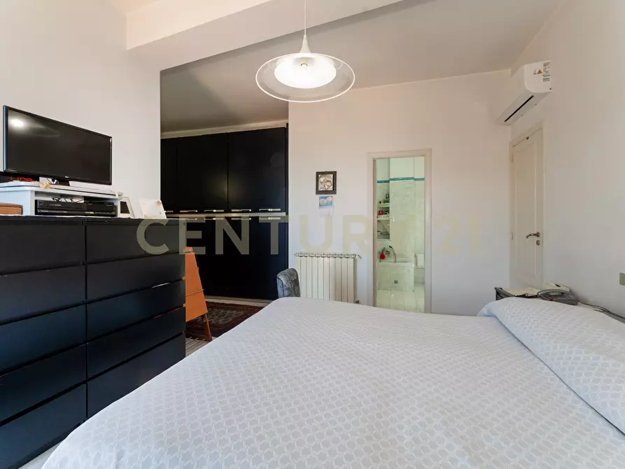 Immagine 39 di Villa in vendita  in Via Leonardo Da Vinci 5 a Taormina