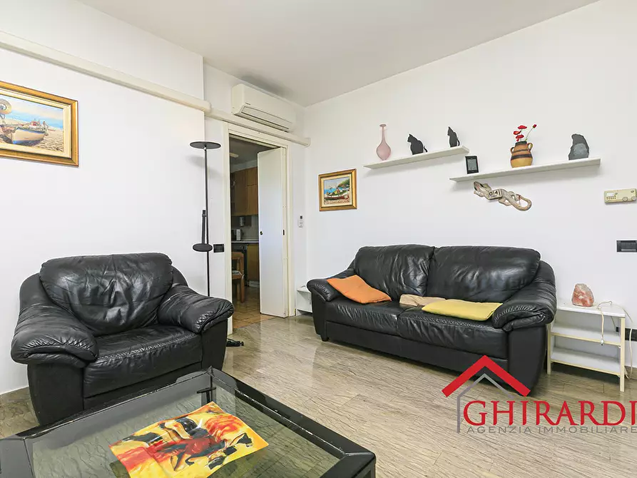 Immagine 4 di Bilocale in vendita  in VIA CESARE PAVESE 4B a Genova