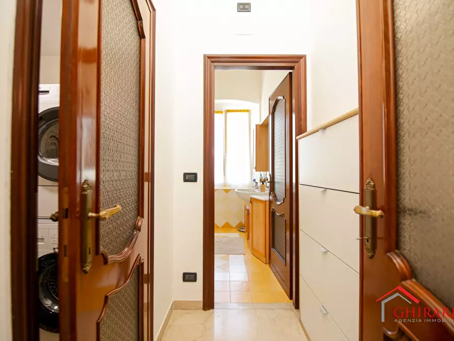 Immagine 23 di Quadrilocale in vendita  in Via Domenico Oliva 7 a Genova