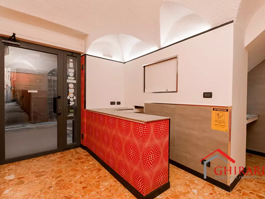 Immagine 1 di Locale commerciale in affitto  in VIA R. A. VIGNA 25R a Genova
