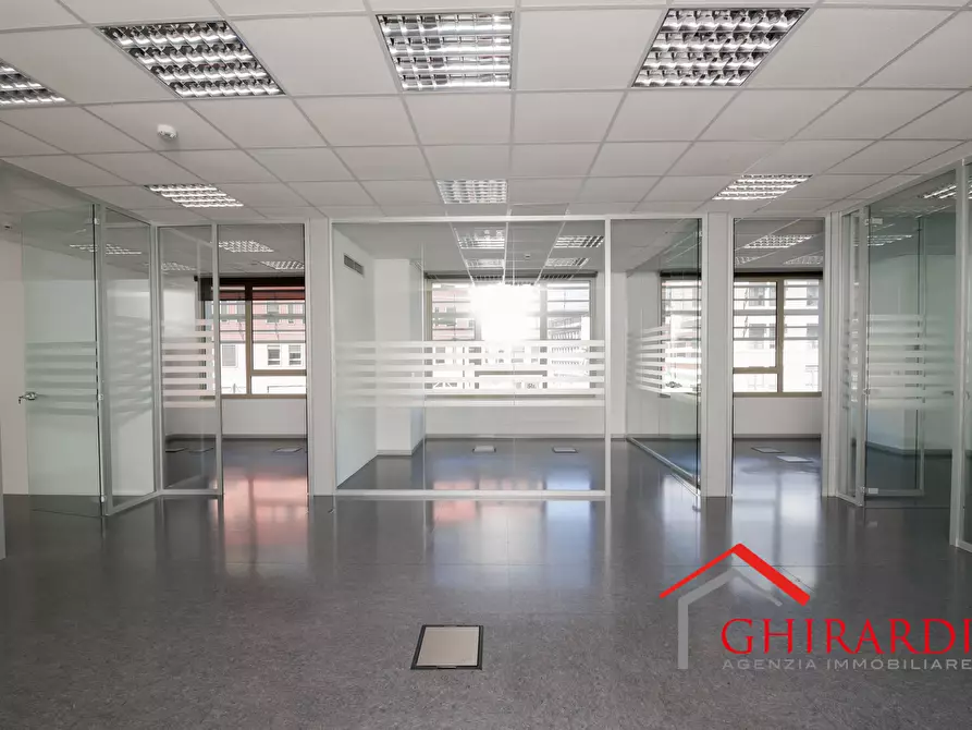 Immagine 6 di Ufficio in vendita  in VIA E. ALBARETO 21 a Genova
