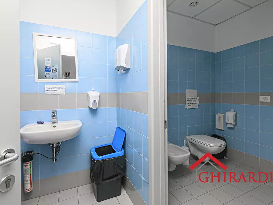 Immagine 32 di Ufficio in vendita  in Via delle Nuove Tecnologie Enrico Albareto 21 a Genova