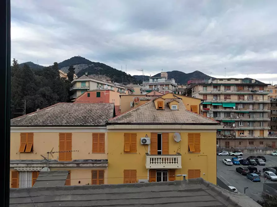 Immagine 12 di Trilocale in affitto  in Passo del Cantarena 1 a Genova