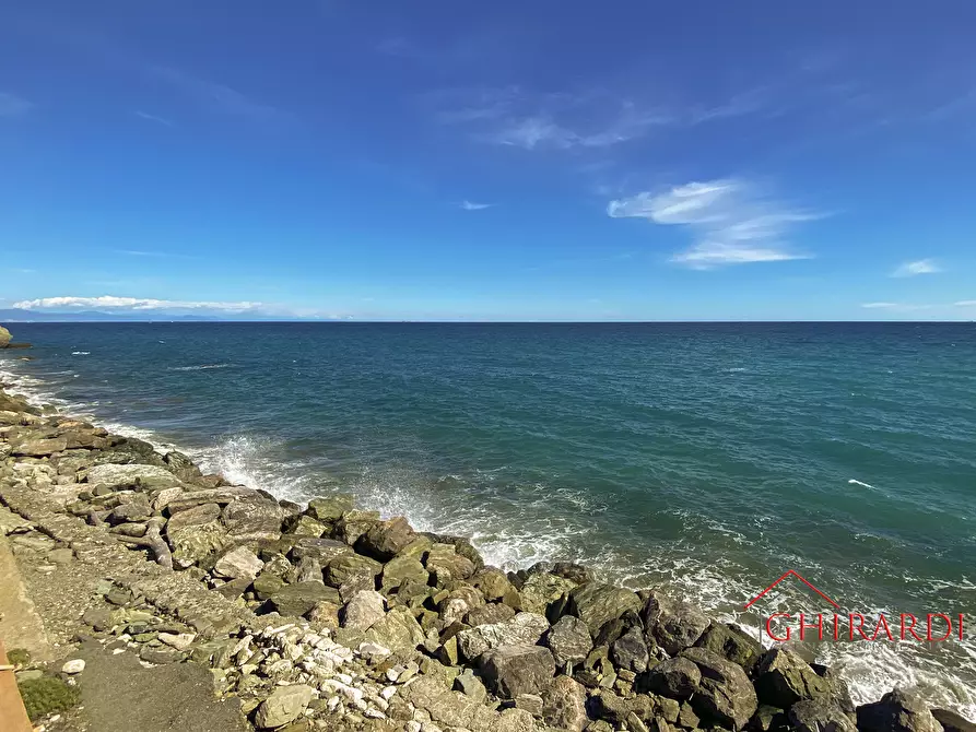 Immagine 116 di Villa in vendita  in VIA PECORILE a Celle Ligure