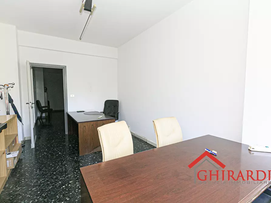 Immagine 9 di Ufficio in vendita  in VIA ERIDANIA 8 a Genova
