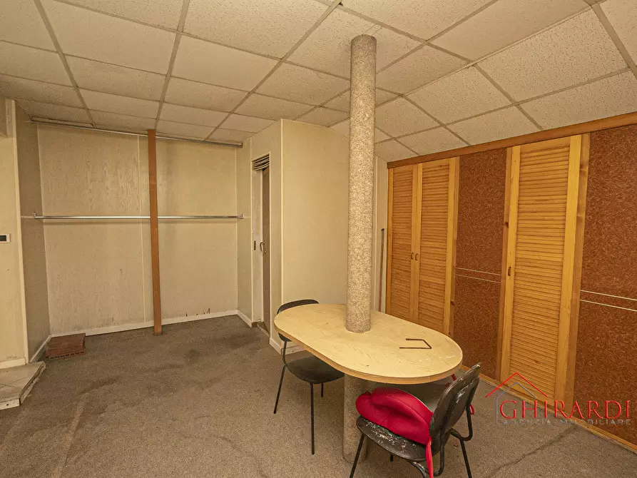 Immagine 16 di Magazzino in vendita  in VIA ANDREA DEL SARTO 46R a Genova