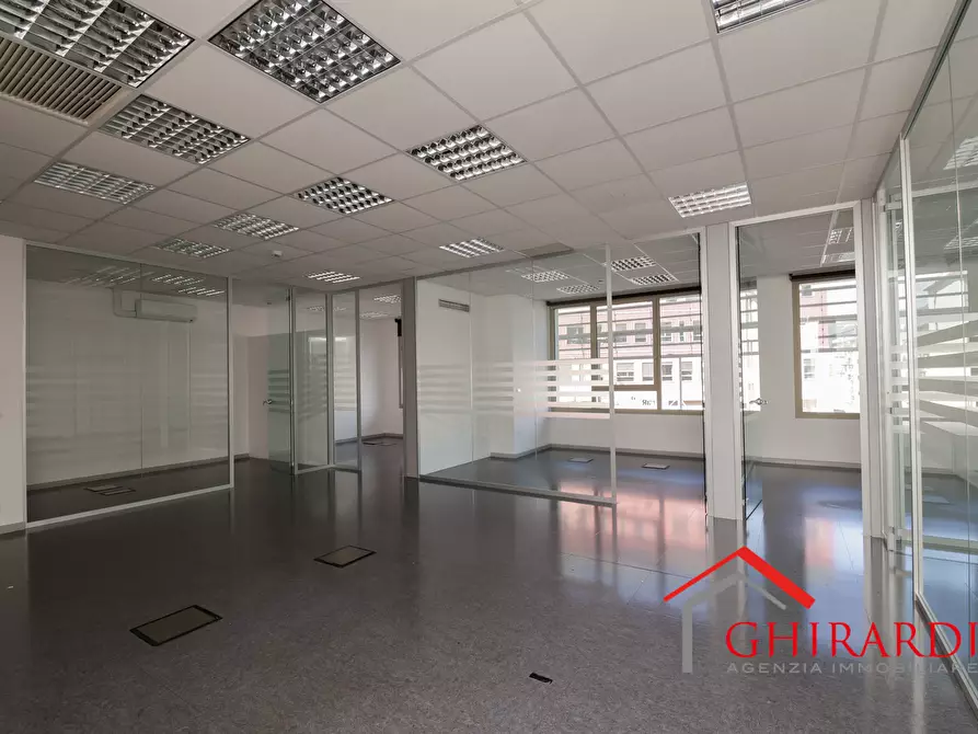 Immagine 5 di Ufficio in vendita  in VIA E. ALBARETO 21 a Genova