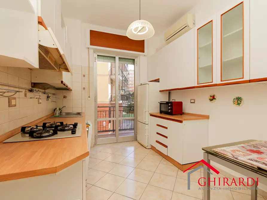 Immagine 7 di Trilocale in affitto  in VIA CANESI 56 a Genova