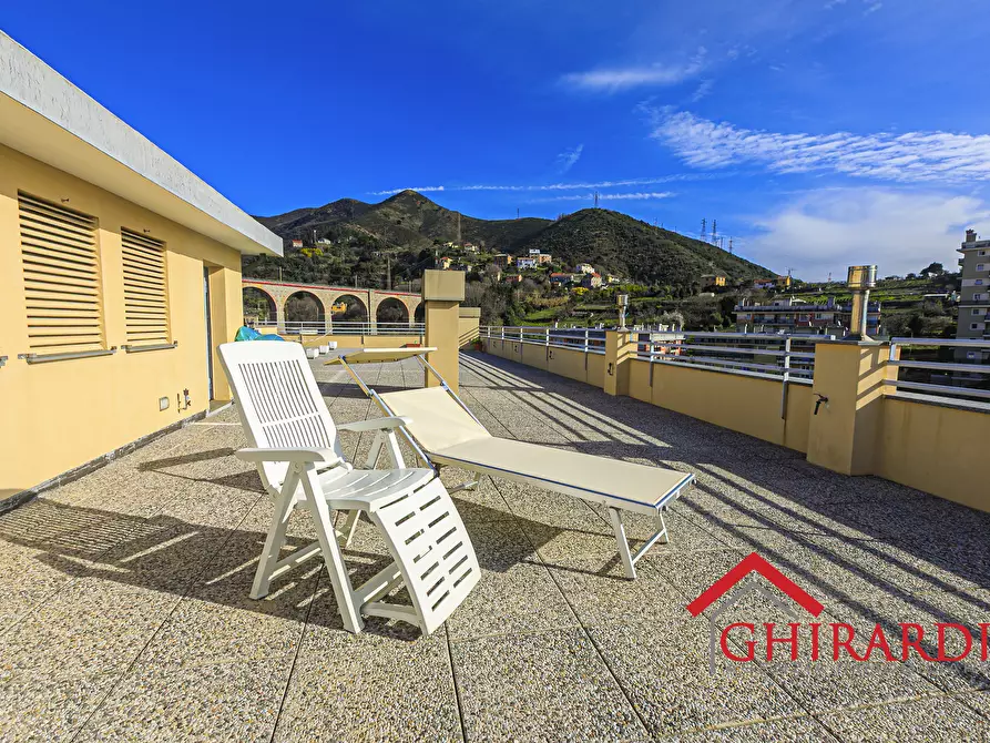 Immagine 35 di Bilocale in vendita  in Piazza Silvio Arrivabene 7a a Genova