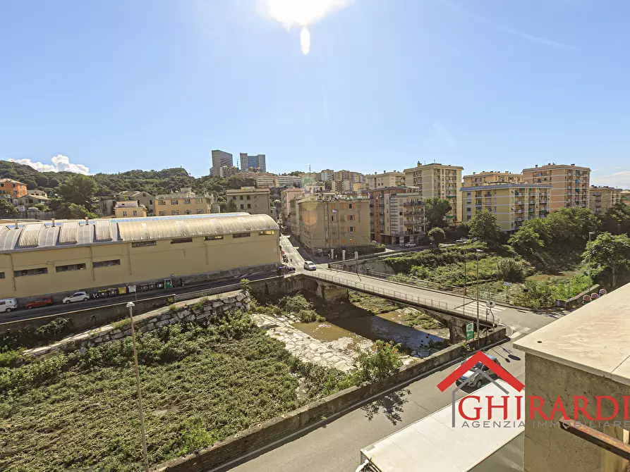Immagine 18 di Bilocale in vendita  in VIA PIERO MARONCELLI 1 a Genova