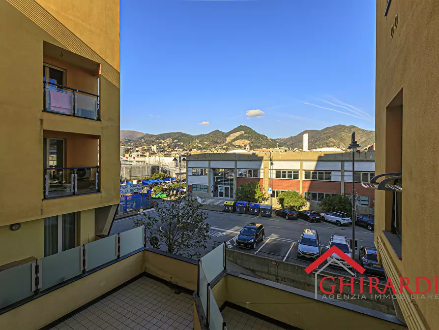 Immagine 39 di Trilocale in vendita  in VIA CIBRARIO SC B 33 a Genova