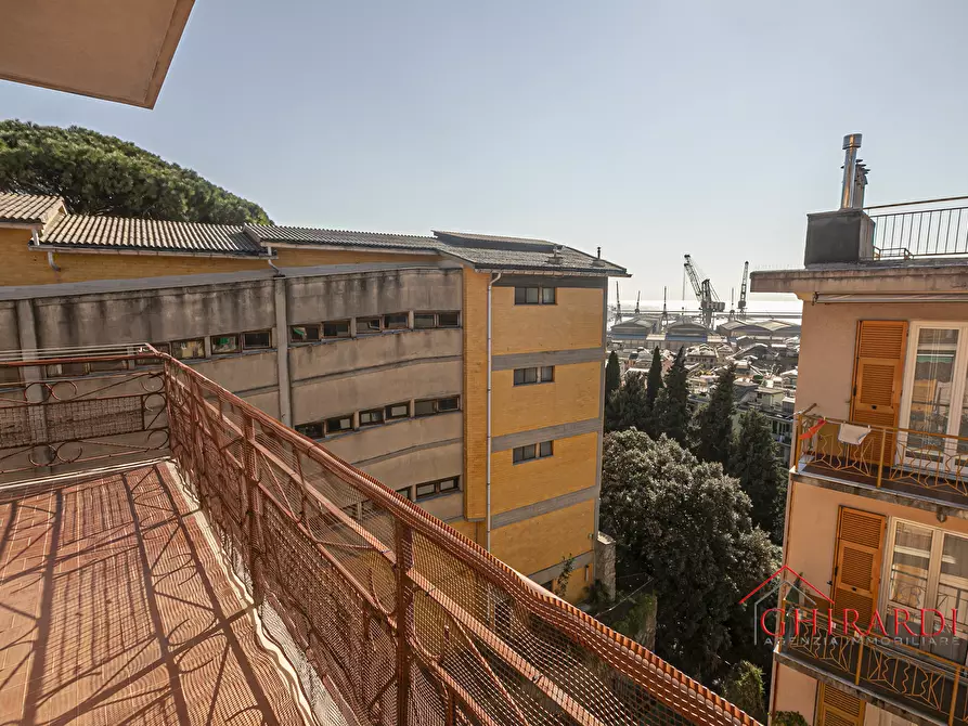 Immagine 34 di Quadrilocale in vendita  in Via Gian Pietro Sery 7 a Genova
