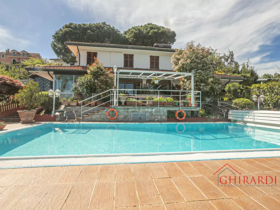 Immagine 56 di Villa in vendita  in VIA PECORILE a Celle Ligure