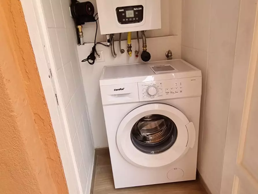 Immagine 24 di Trilocale in affitto  in VICO TRAÙ 7 a Genova