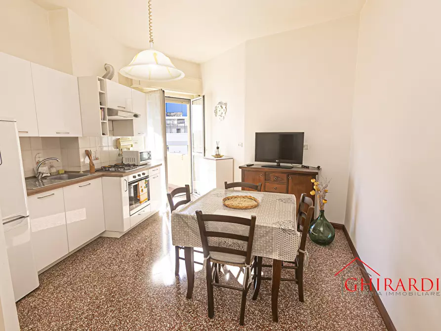 Immagine 1 di Trilocale in affitto  in Via Giacomo Puccini 19 a Genova