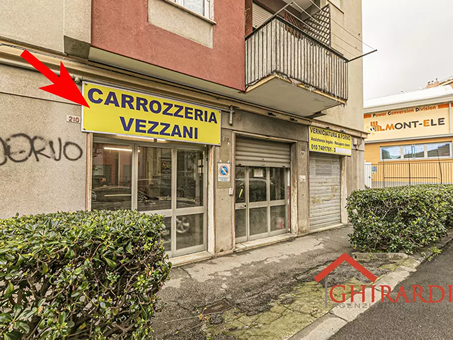 Immagine 21 di Attività artigianale in vendita  in VIA VEZZANI 210R a Genova