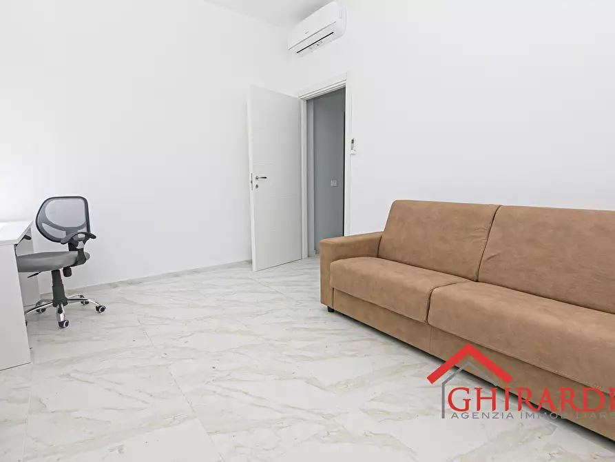 Immagine 7 di Trilocale in affitto  in VIA GIACOMO PUCCINI 19 a Genova