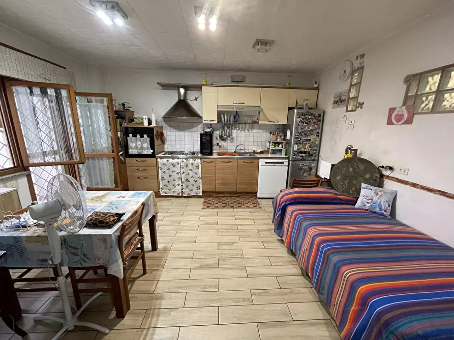 Immagine 2 di Trilocale in vendita  in Via Risorgimento 1 a Nettuno