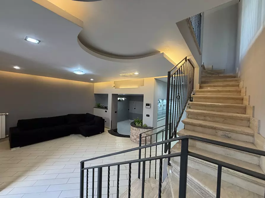 Immagine 10 di Villa in vendita  in Via Dora Baltea a Ardea