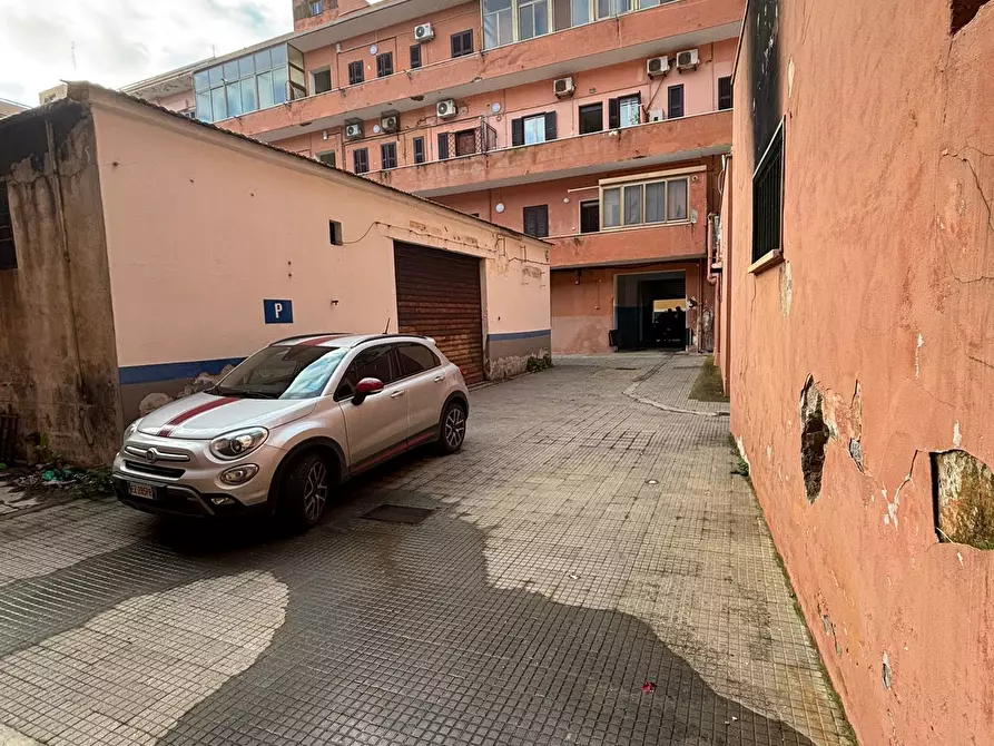 Immagine 5 di Magazzino in vendita  in Via Alfredo Baccarini 13 a Nettuno