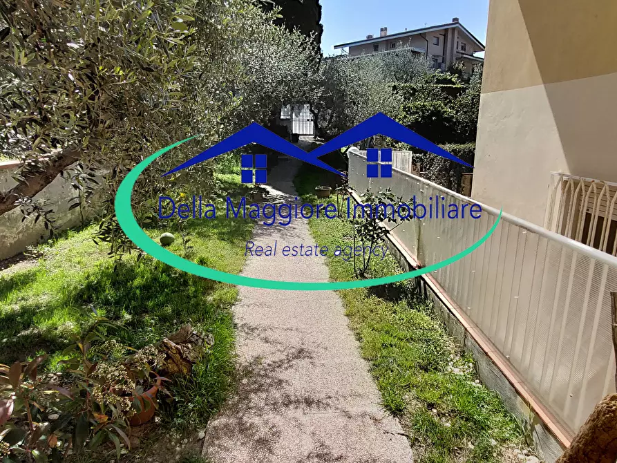 Immagine 12 di Casa bifamiliare in vendita  in piazza delle carrozze 3 a Livorno