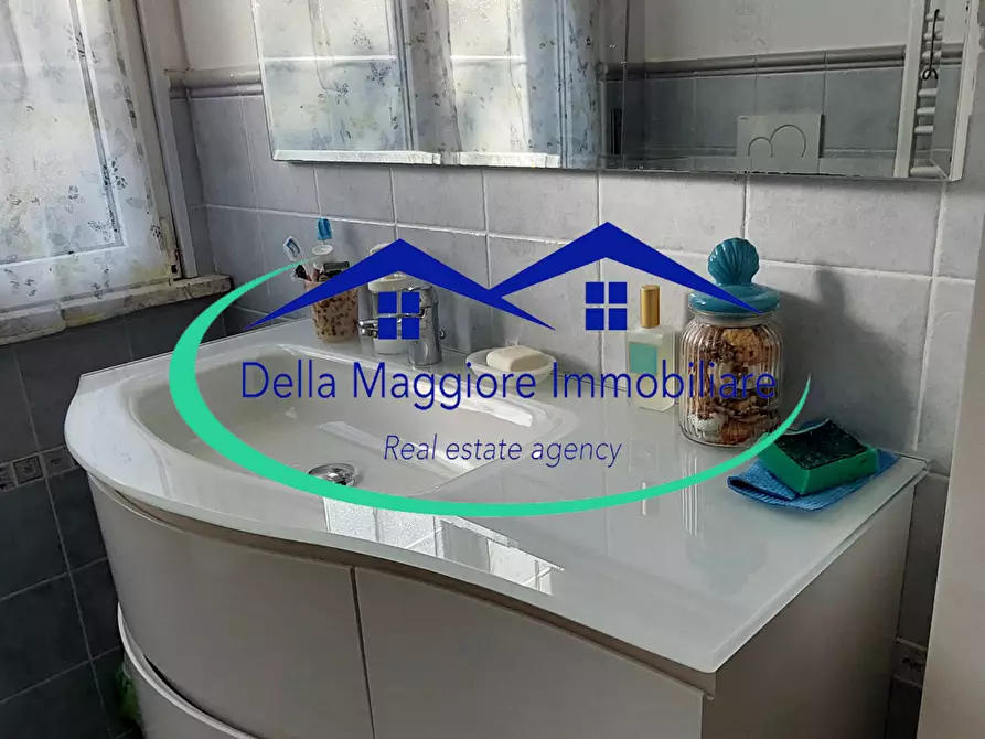 Immagine 20 di Appartamento in vendita  in via delle abetelle a Livorno