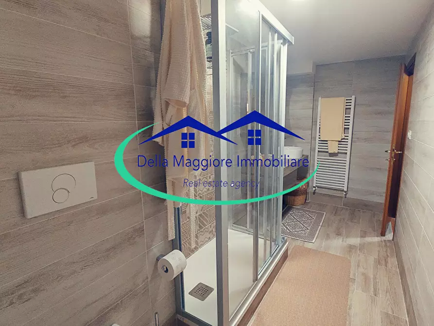 Immagine 34 di Villetta a schiera in vendita  a Livorno