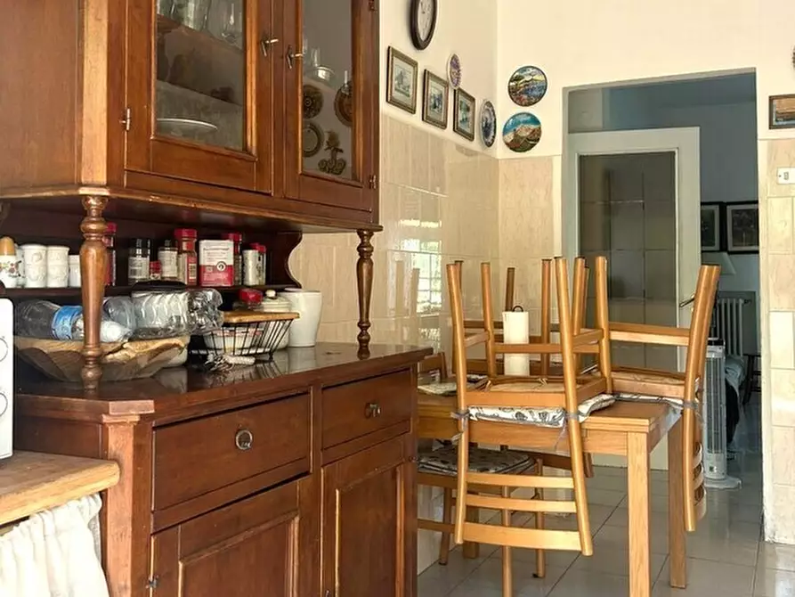 Immagine 9 di Pentalocale in vendita  a Livorno