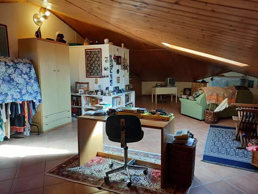 Immagine 14 di Appartamento in vendita  a Livorno