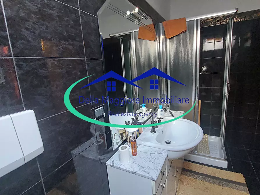 Immagine 23 di Casa bifamiliare in vendita  a Livorno