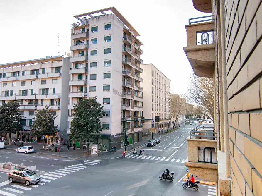 Immagine 6 di Ufficio in vendita  a Parma