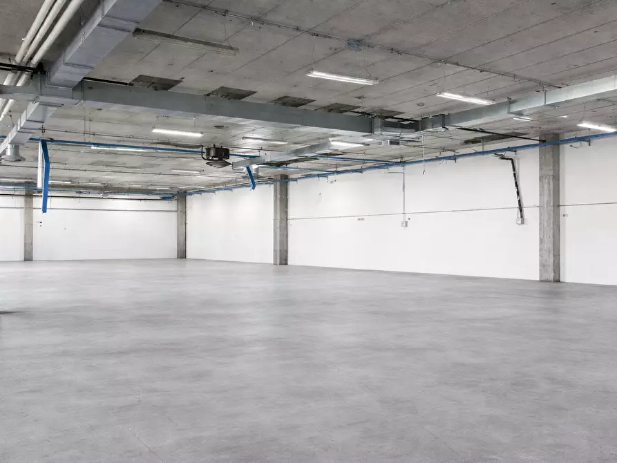 Immagine 4 di Attività artigianale in vendita  a Collecchio