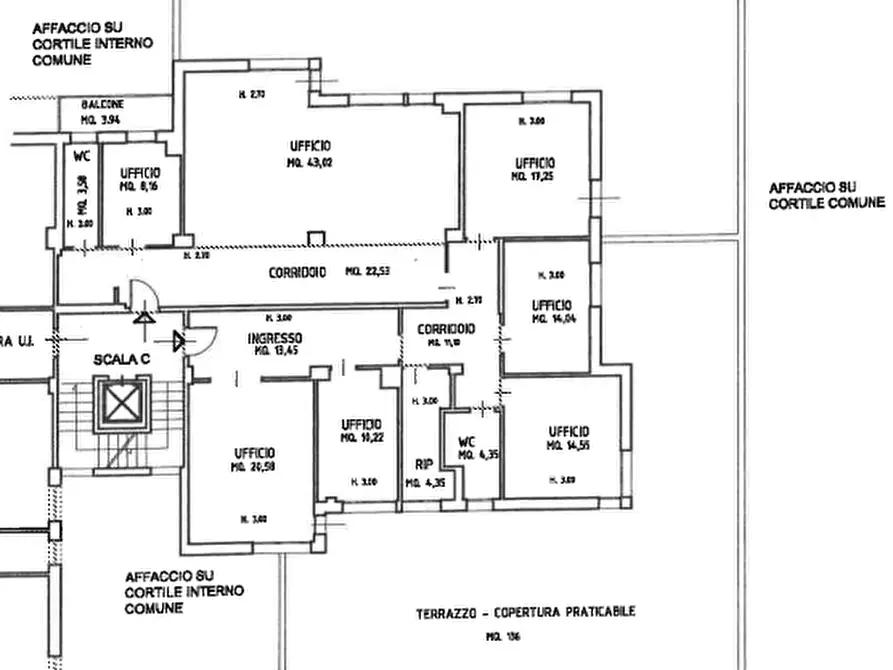 Immagine 2 di Ufficio in vendita  a Parma