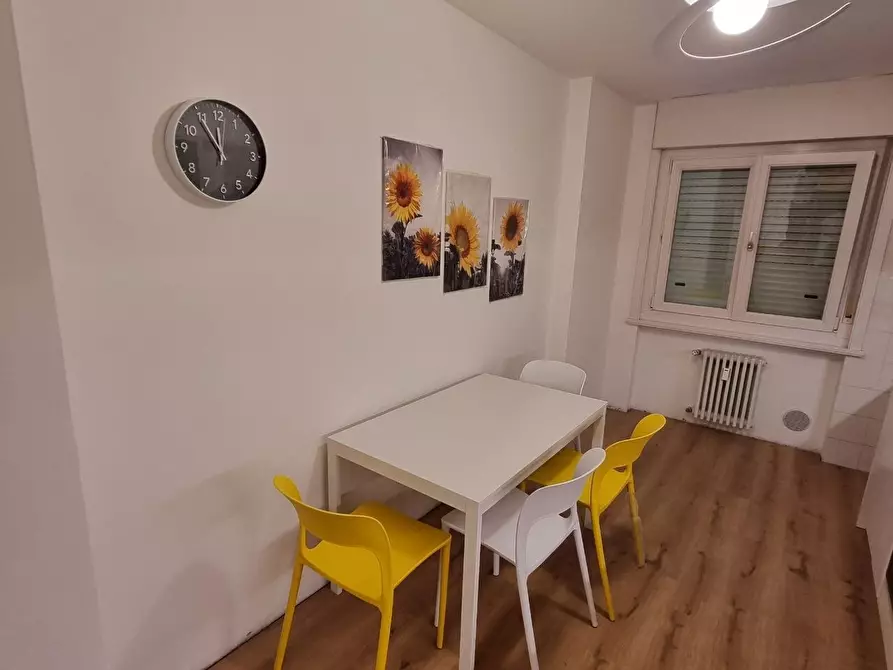 Immagine 5 di Stanza singola in affitto  a Trento