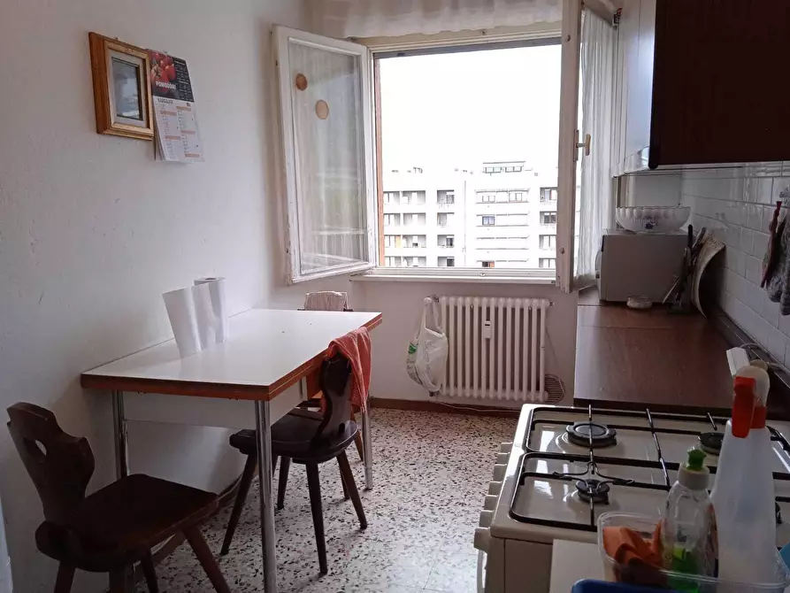 Immagine 4 di Stanza singola in affitto  a Trento