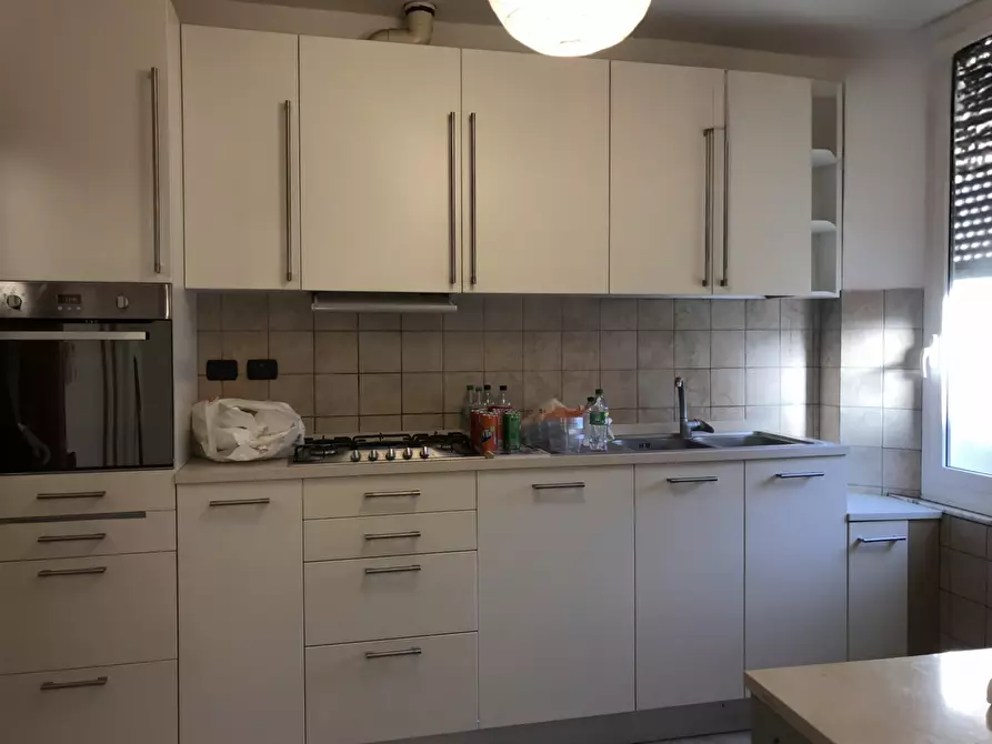 Immagine 1 di Trilocale in vendita  in quartiere adriatico a Ancona