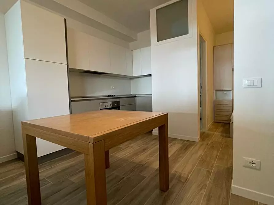 Immagine 1 di Bilocale in vendita  in Via Claudio Salmoni a Ancona