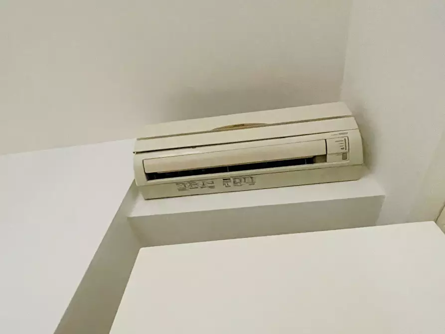 Immagine 16 di Bilocale in vendita  in via traffico a Ancona