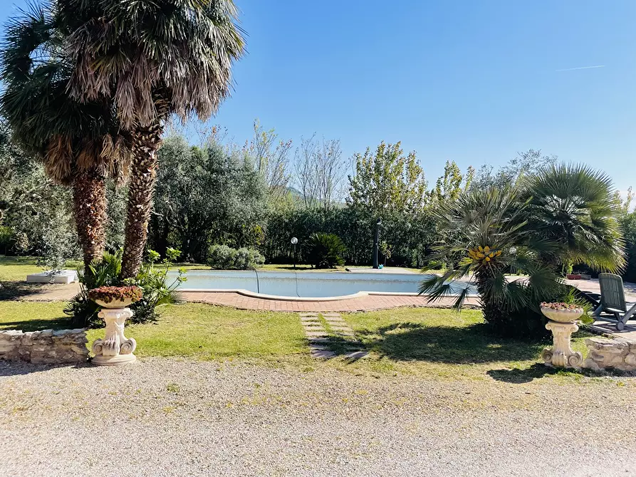 Immagine 9 di Rustico / casale in vendita  in Via Paterno a Ancona