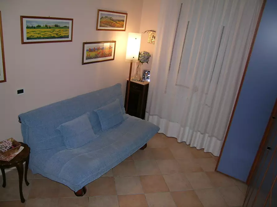 Immagine 6 di Porzione di casa in vendita  in Via delle Rose a Numana