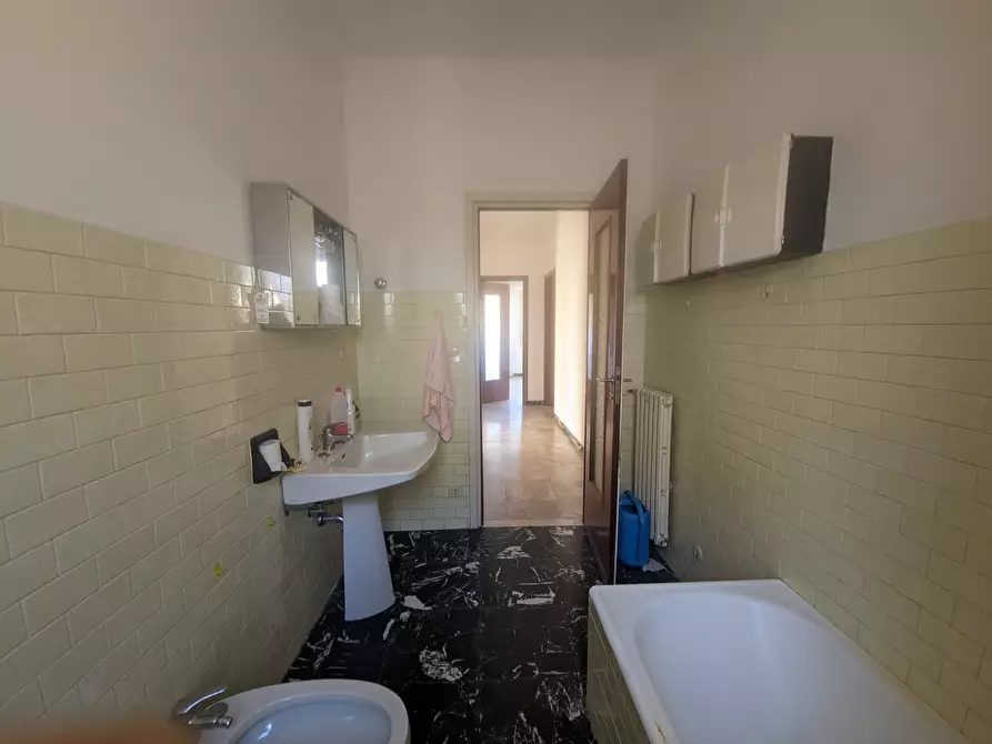 Immagine 13 di Appartamento in vendita  in Via Giovanni Pascoli 158 a San Remo