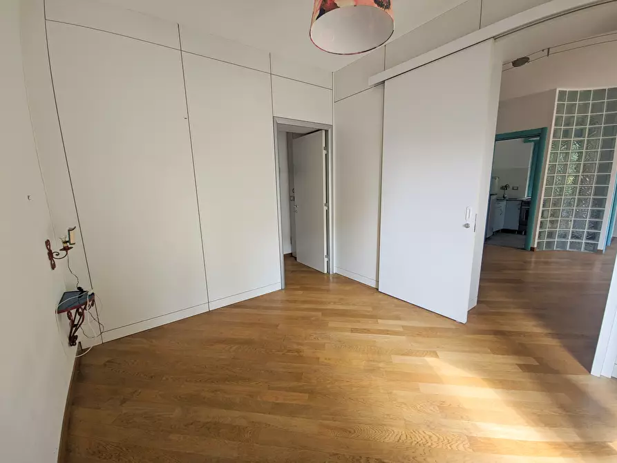 Immagine 13 di Trilocale in vendita  in Corso degli Inglesi 458 a San Remo