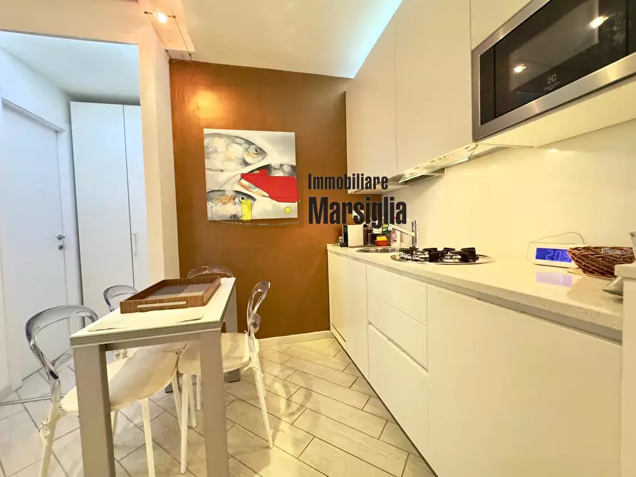 Immagine 10 di Monolocale in vendita  in Via fratelli asquasciati 59 a San Remo