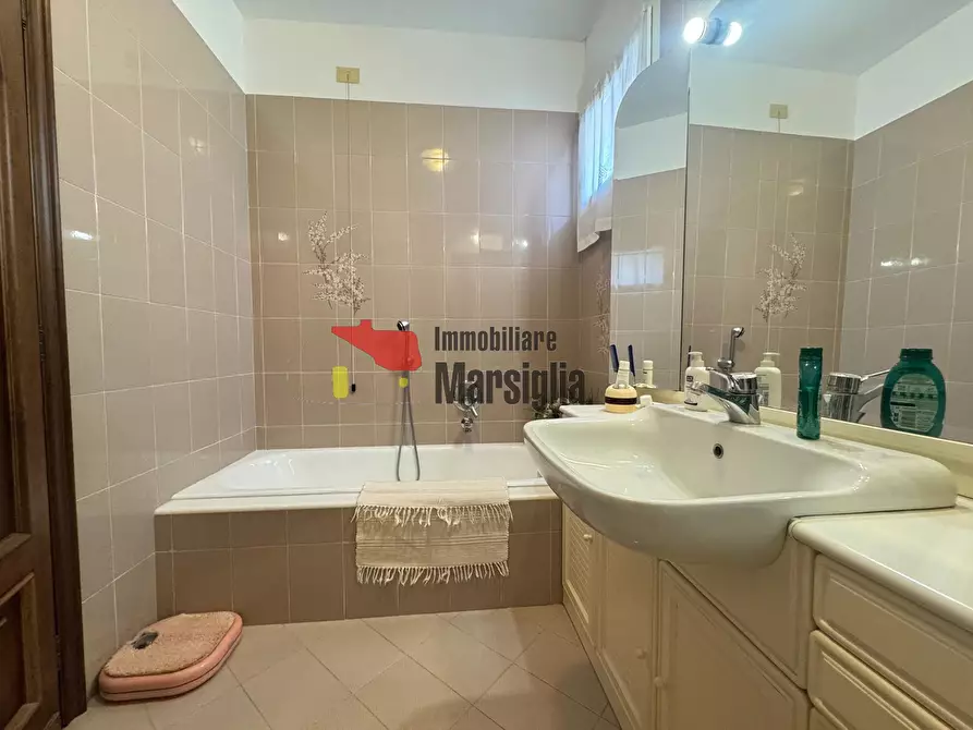 Immagine 25 di Quadrilocale in vendita  in Via Padre Semeria 282 a San Remo