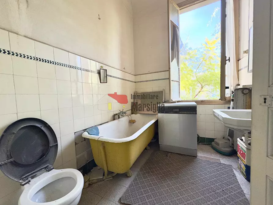 Immagine 21 di Casa indipendente in vendita  in VIA DE AMICIS 83 a San Remo